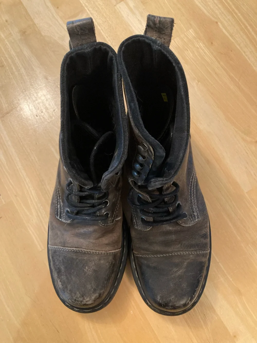 Dr. Martens classic brown